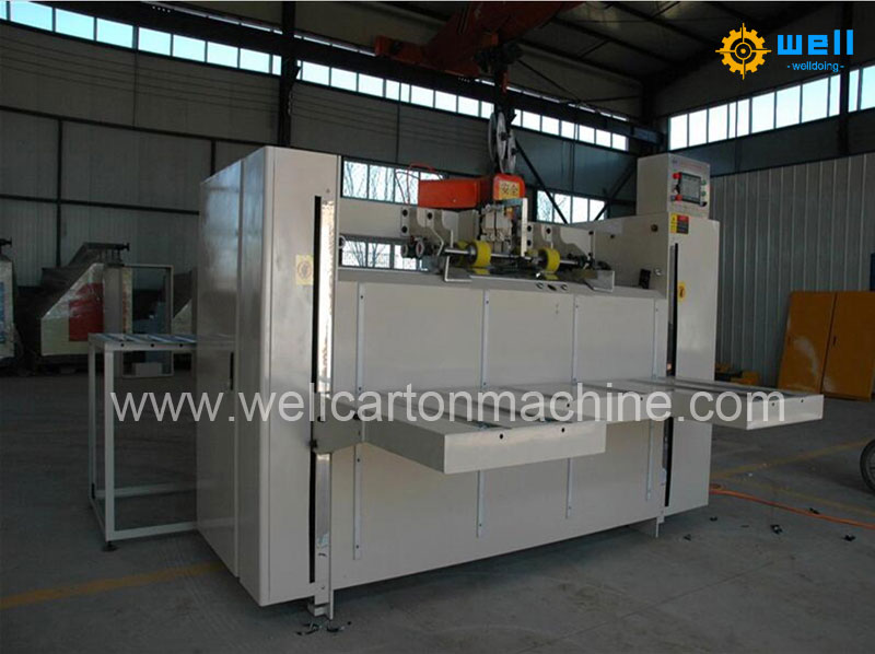 Semi-Automatic box stitcher