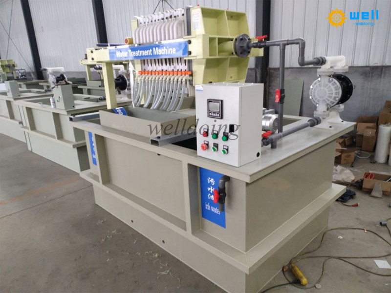 Chemical fertilizer sewage treatment machine