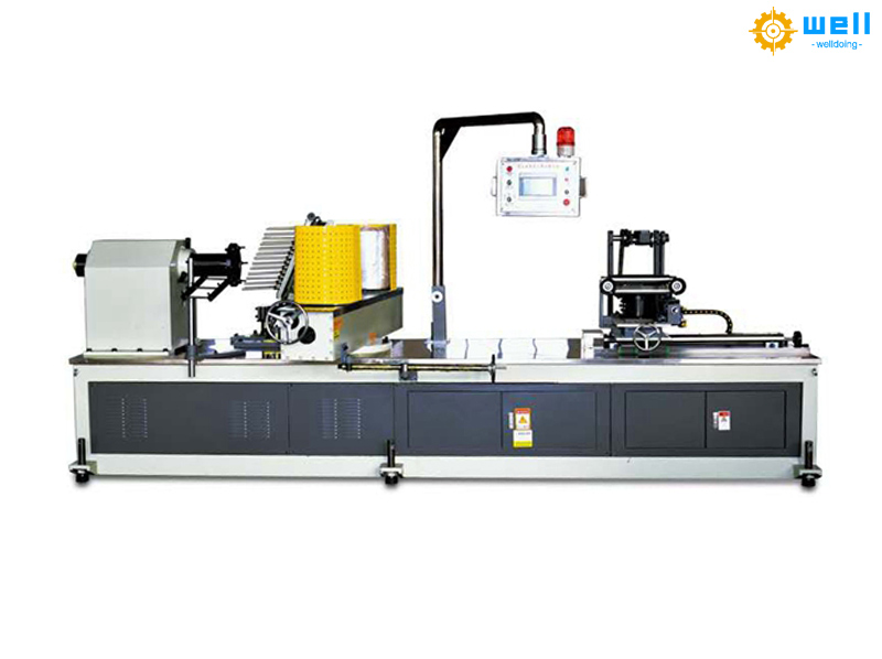 Automatic paper tube core winding machine