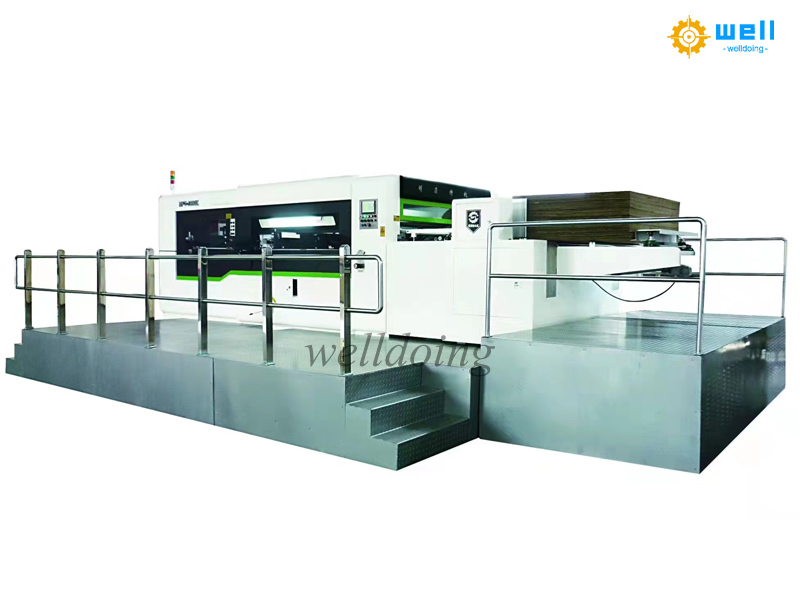 Automatic die cutting with stripping machine