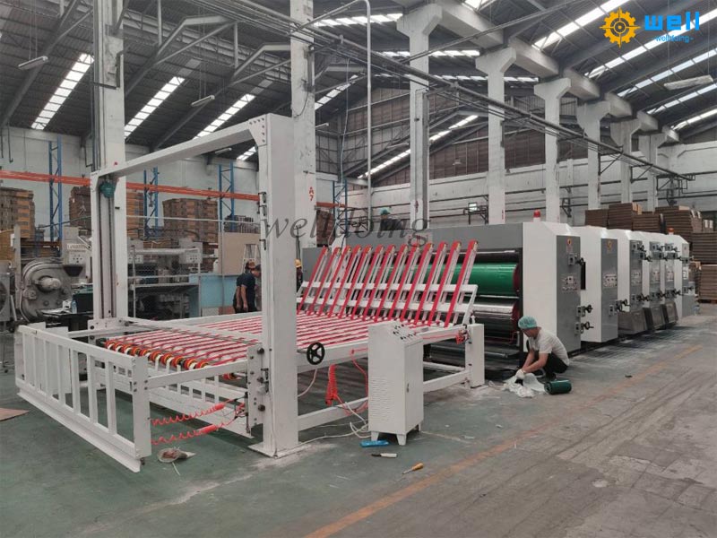Intelligent flexible cardboard box printing machine