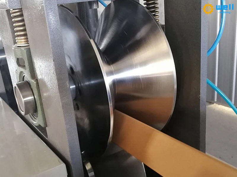 Paper corner protector making machine Paper corner protector making machine