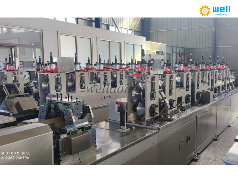 Development advantages of angle board protector making machine