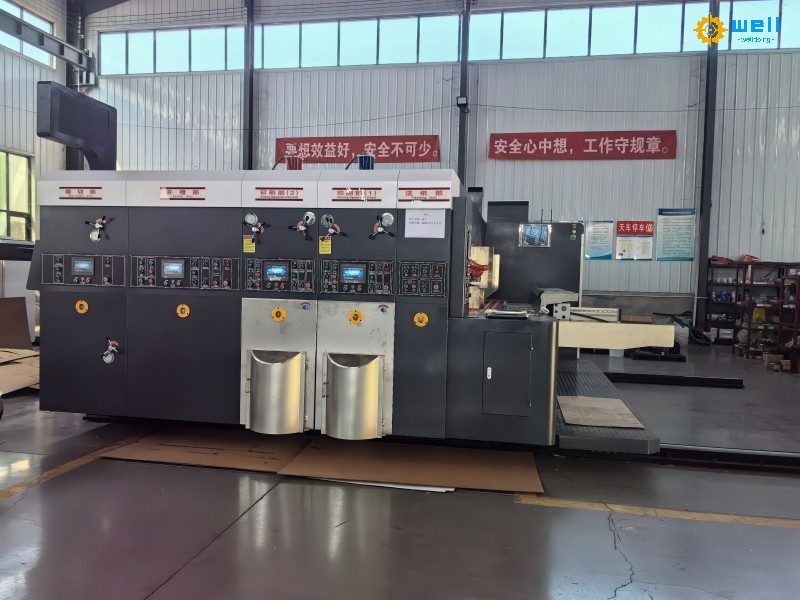 WD-Automatic 2 Color Printing Die-Cutting Slotting Machine WD-Automatic 2 Color Printing Die-Cutting Slotting Machine