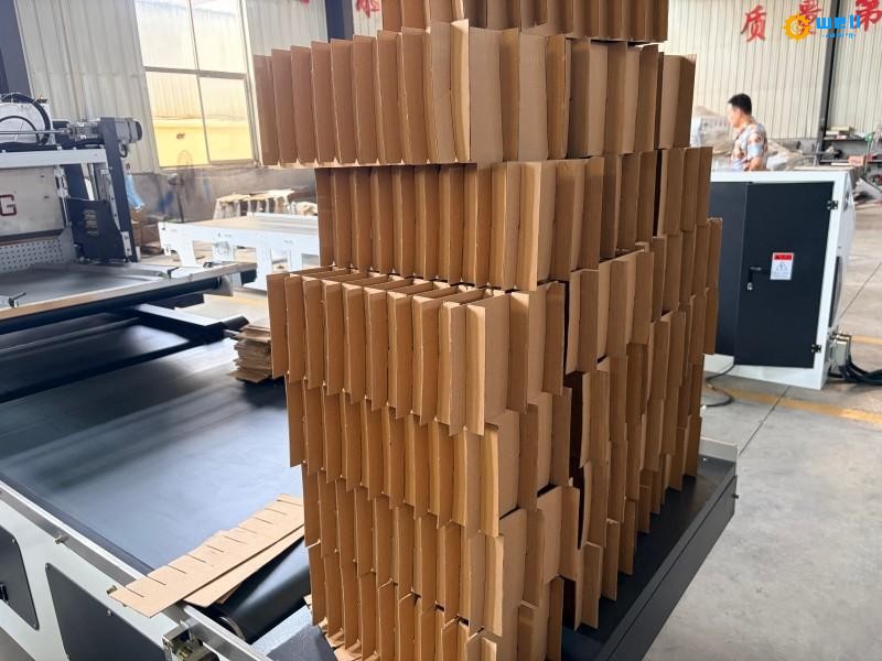 Carton / Box Partition Assembly | Partition Slotter | Welldoing Carton / Box Partition Assembly | Partition Slotter | Welldoing