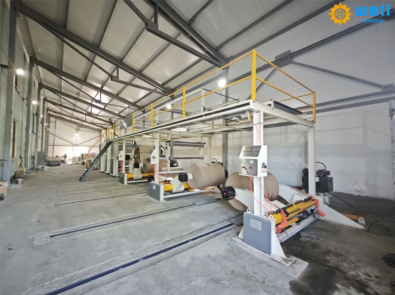 Automatic composite hardboard production line